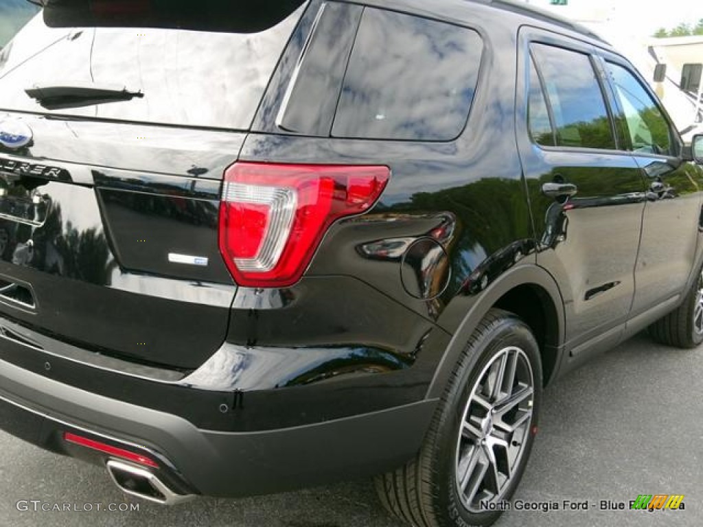 2016 Explorer Sport 4WD - Shadow Black / Ebony Black photo #39