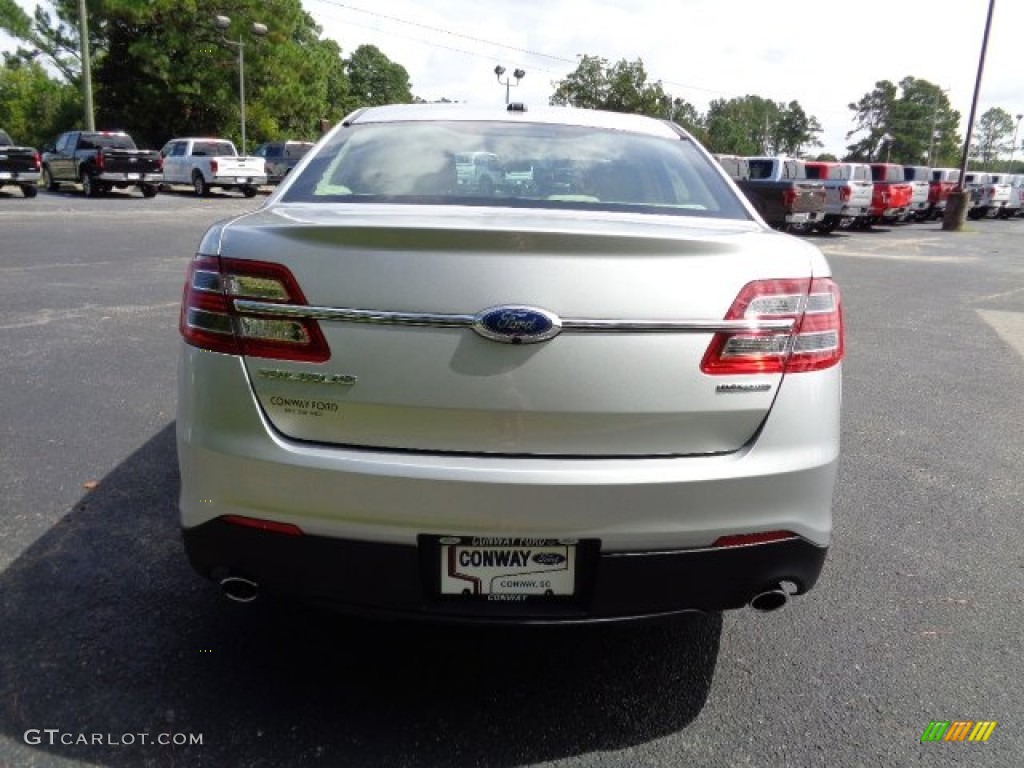 2015 Taurus SE - Ingot Silver Metallic / Dune photo #4