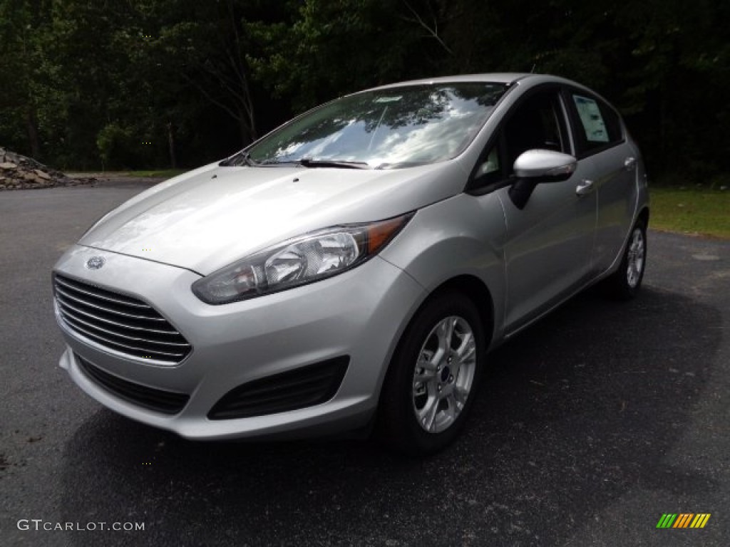 2015 Fiesta SE Hatchback - Ingot Silver Metallic / Charcoal Black photo #9