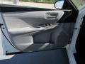 Blizzard White Pearl - Camry XSE Photo No. 19