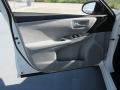 Blizzard White Pearl - Camry XSE Photo No. 19