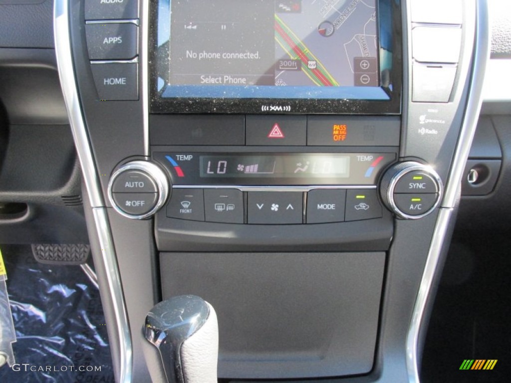 2016 Camry XSE - Blizzard White Pearl / Ash photo #26