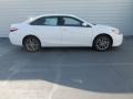 Super White - Camry SE Photo No. 3