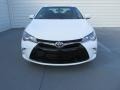 Super White - Camry SE Photo No. 8
