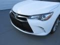 Super White - Camry SE Photo No. 10