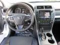 Super White - Camry SE Photo No. 24