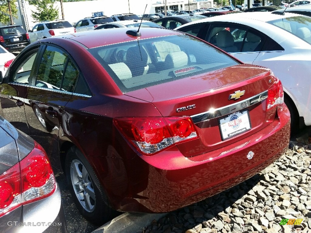 2016 Cruze Limited LT - Siren Red Tintcoat / Medium Titanium photo #3