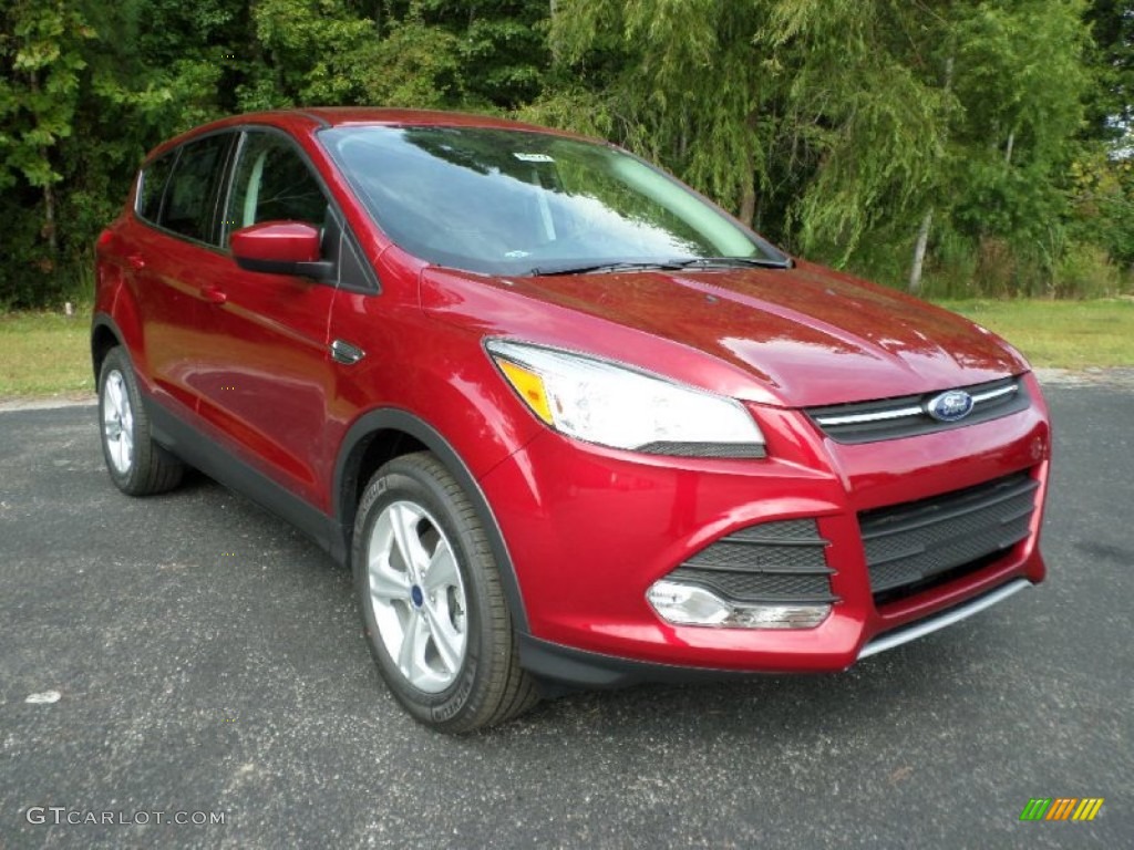 2016 Escape SE - Ruby Red Metallic / Charcoal Black photo #1