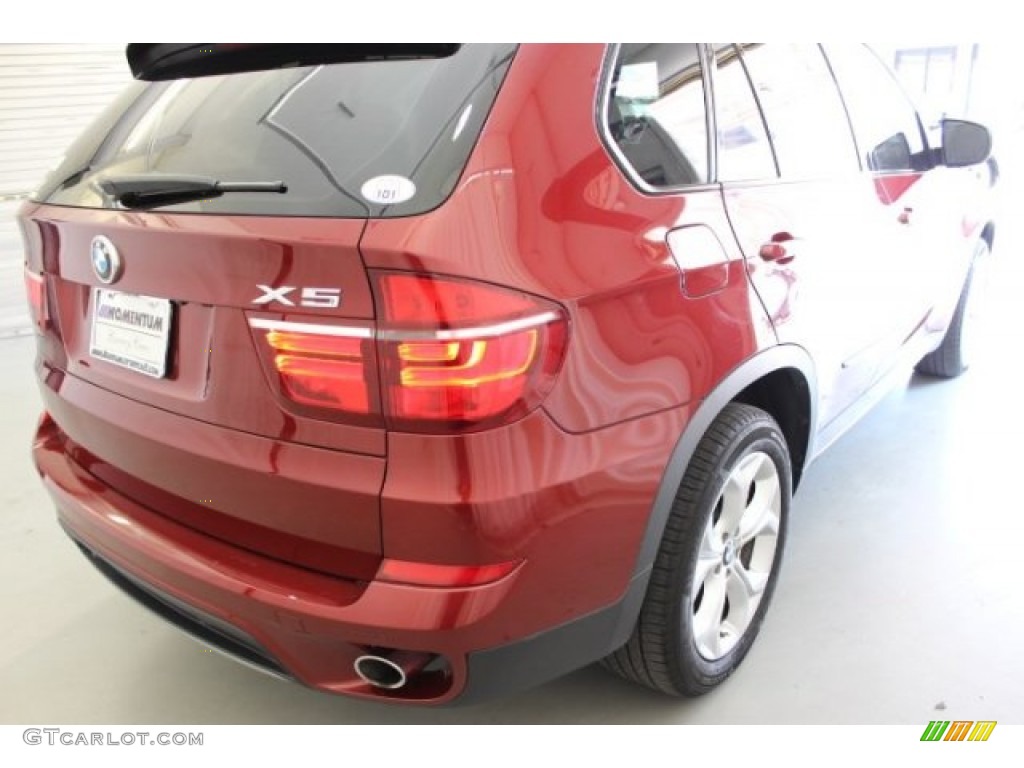 2012 X5 xDrive35d - Vermillion Red Metallic / Black photo #9