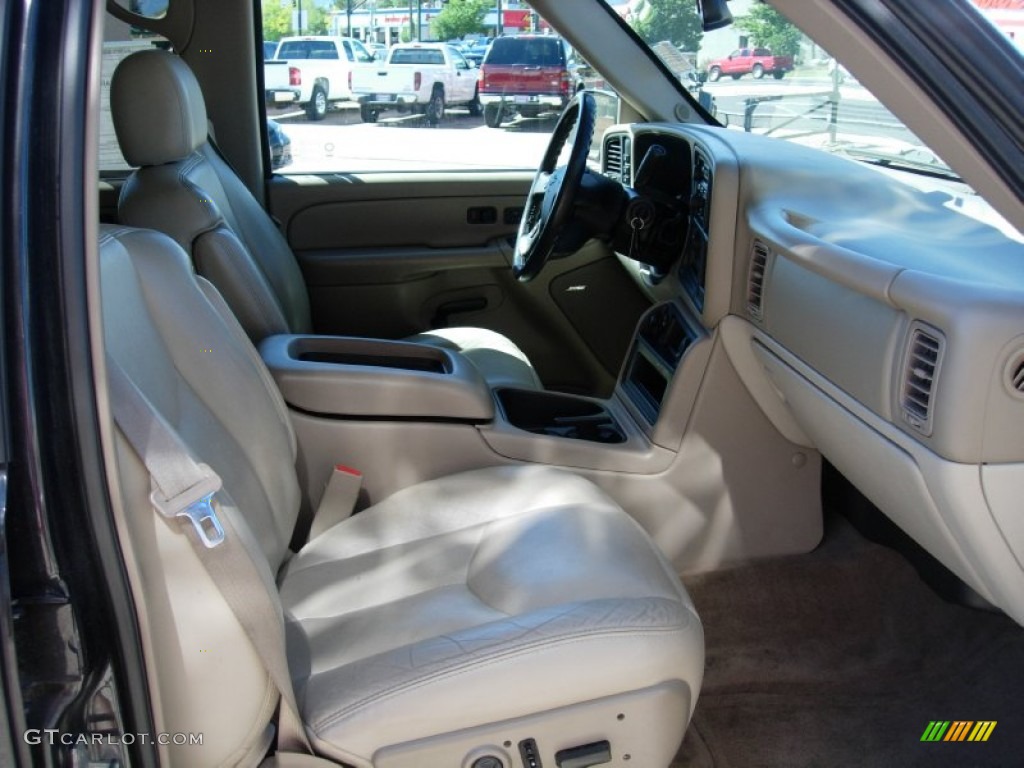 2005 Suburban 1500 LT 4x4 - Dark Gray Metallic / Tan/Neutral photo #17