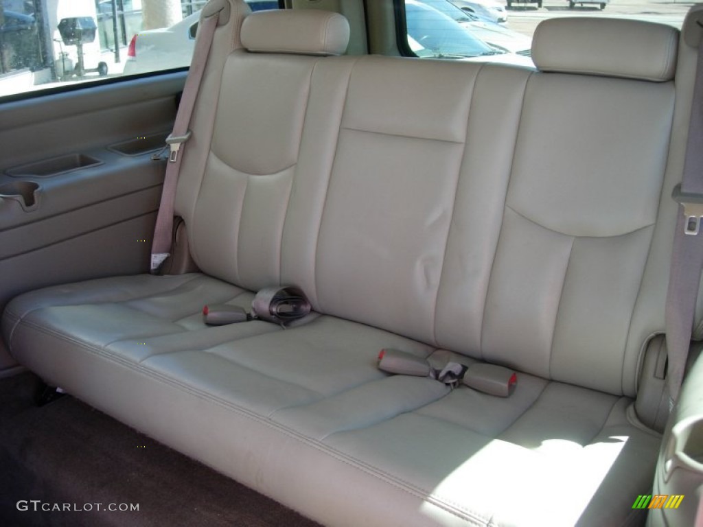 2005 Suburban 1500 LT 4x4 - Dark Gray Metallic / Tan/Neutral photo #19