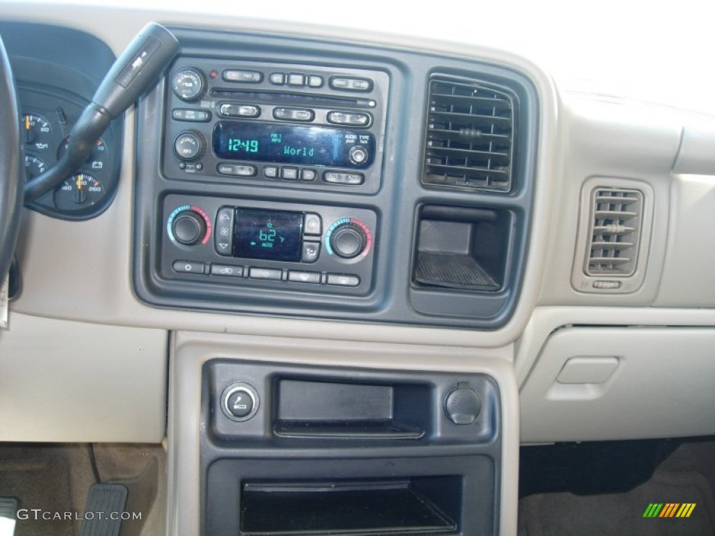 2005 Suburban 1500 LT 4x4 - Dark Gray Metallic / Tan/Neutral photo #22
