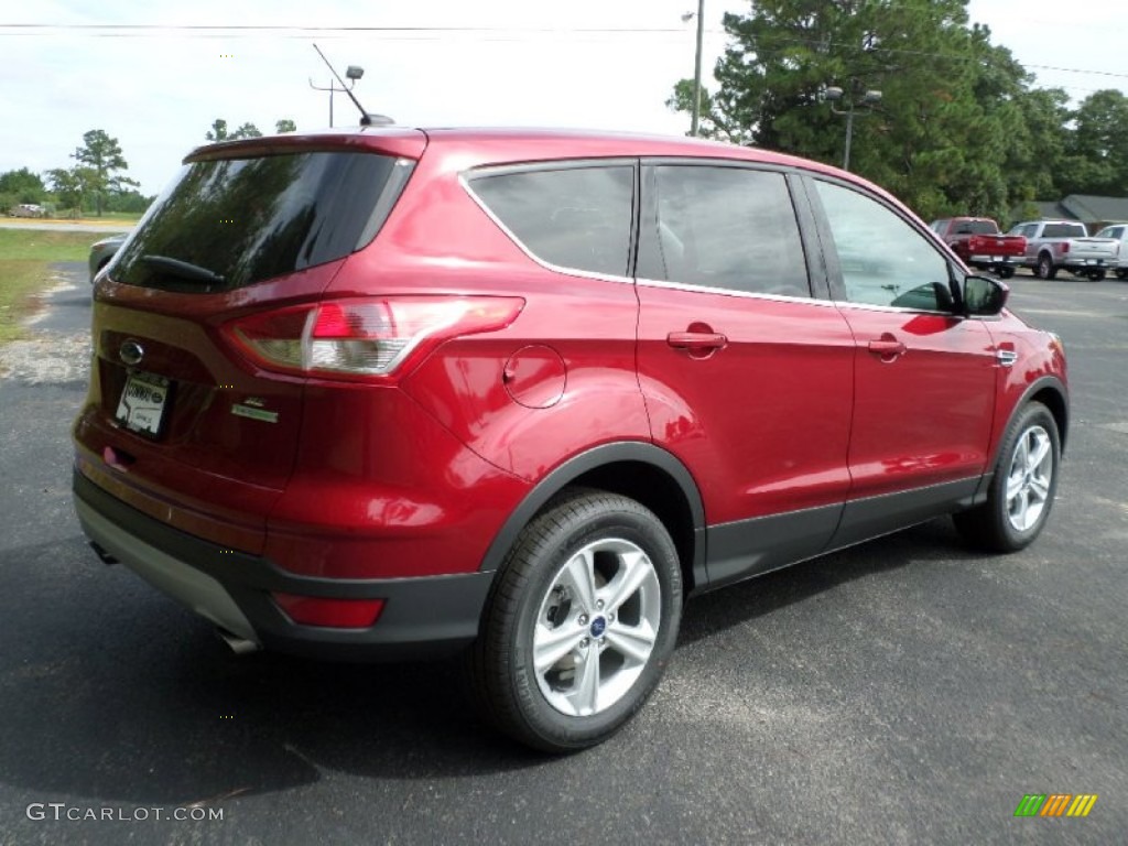 2016 Escape SE - Ruby Red Metallic / Charcoal Black photo #3