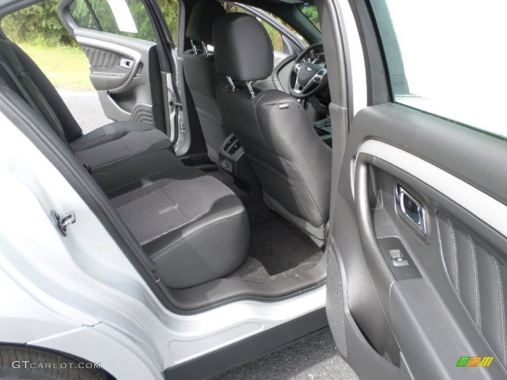 2015 Taurus SEL - Ingot Silver Metallic / Charcoal Black photo #17