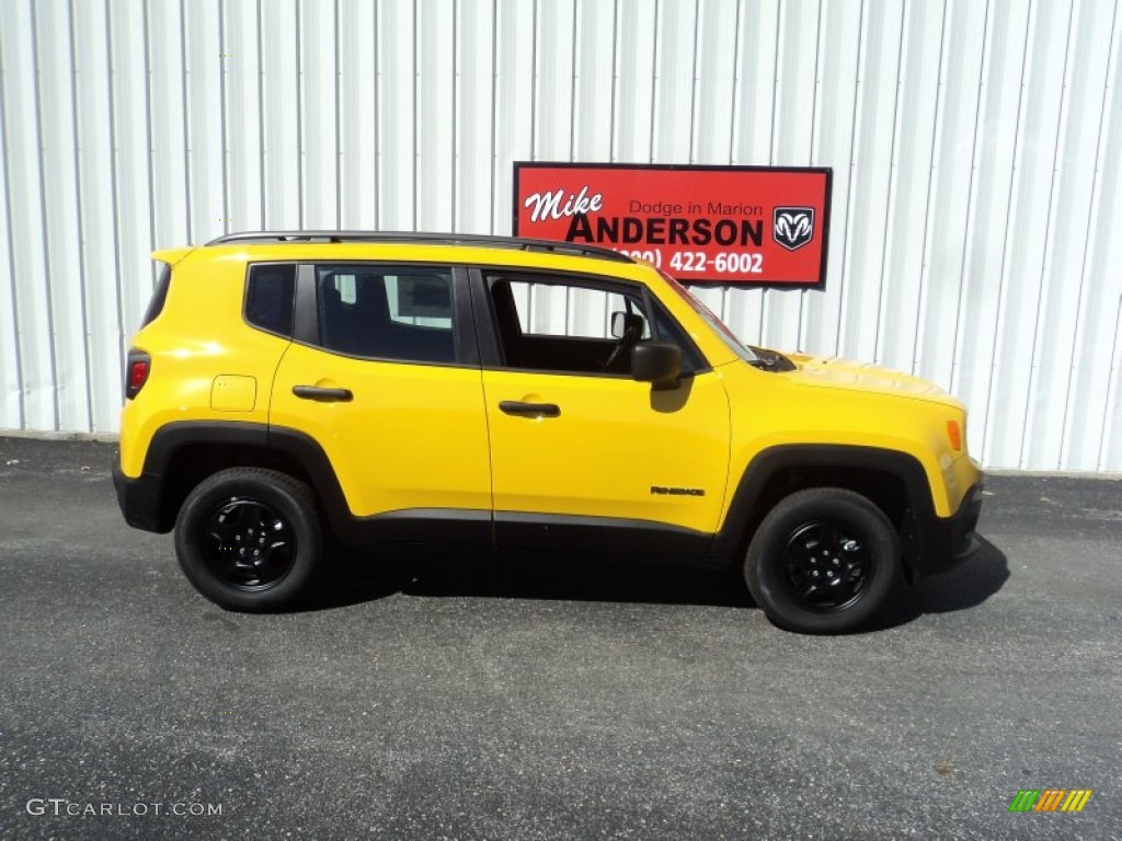 2015 Renegade Sport 4x4 - Solar Yellow / Black photo #2