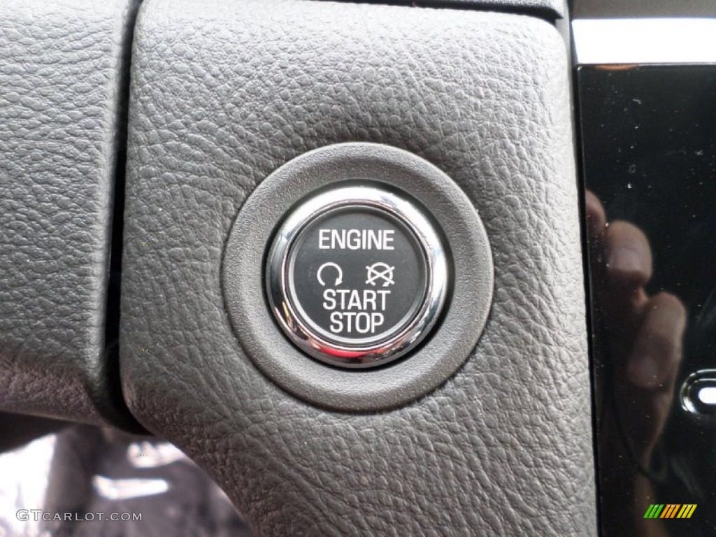 2015 Taurus Limited - Ruby Red Metallic / Charcoal Black photo #27