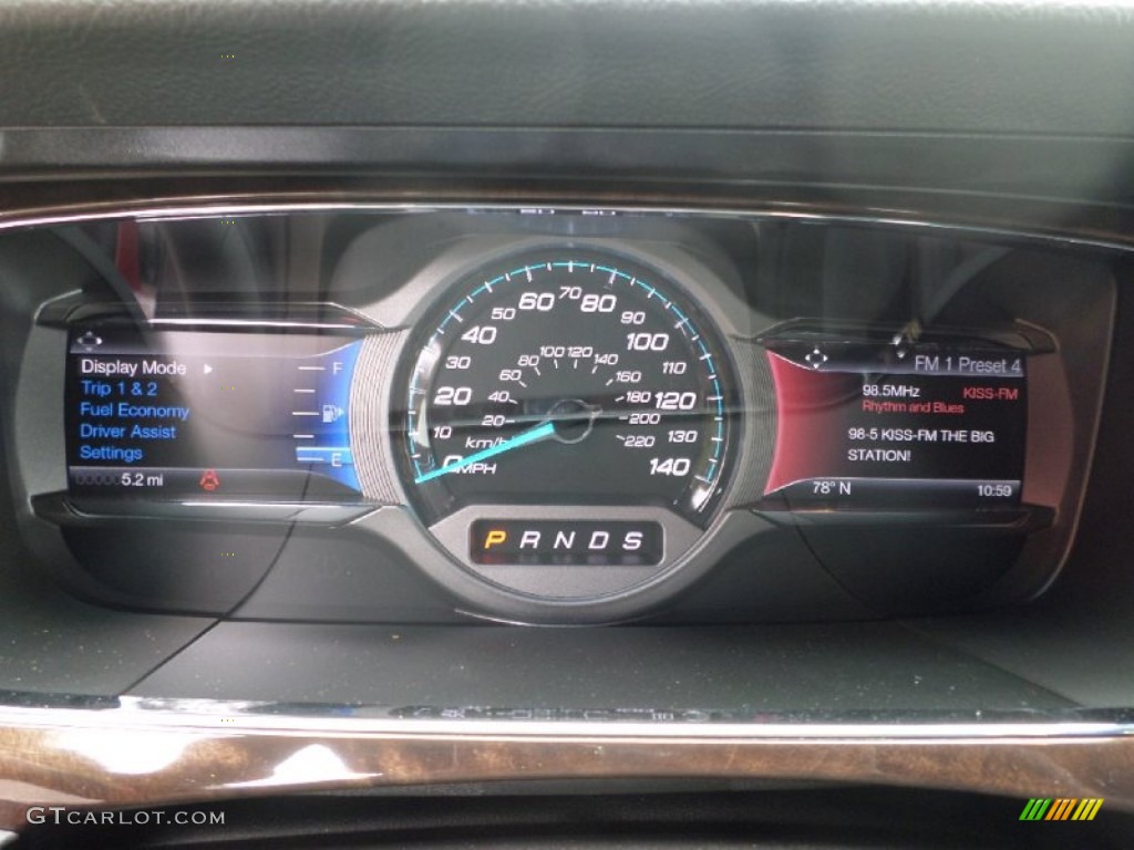2015 Taurus Limited - Ruby Red Metallic / Charcoal Black photo #30