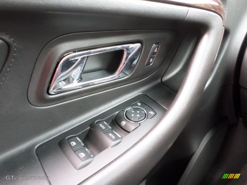 2015 Taurus Limited - Ruby Red Metallic / Charcoal Black photo #31