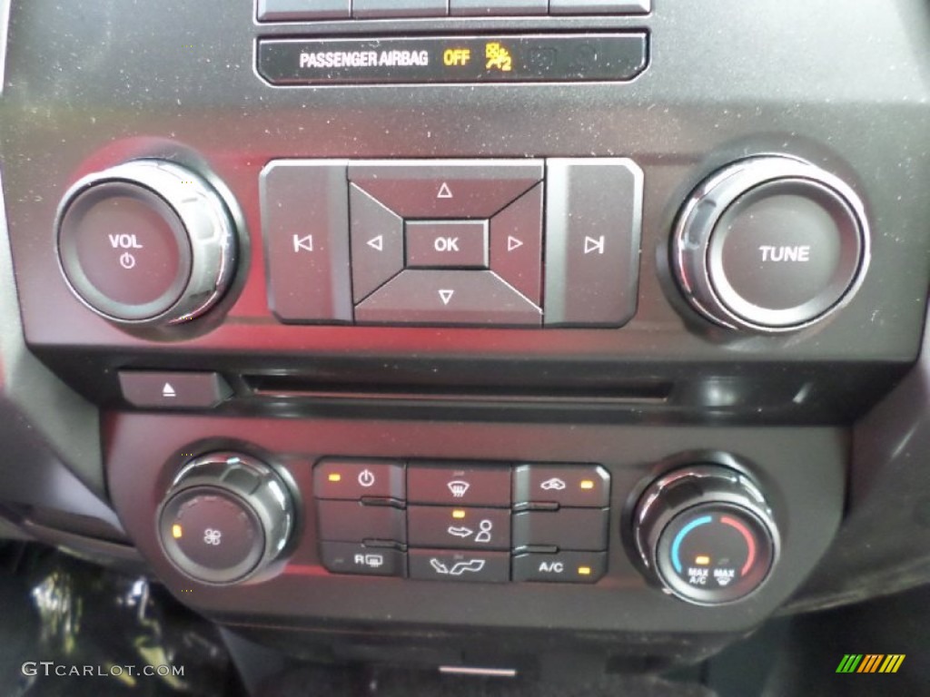 2015 Ford F150 XLT SuperCab Controls Photo #107356969