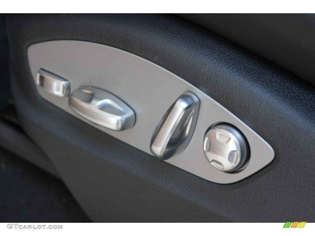 2016 Porsche Cayenne Diesel Controls Photo #107358163