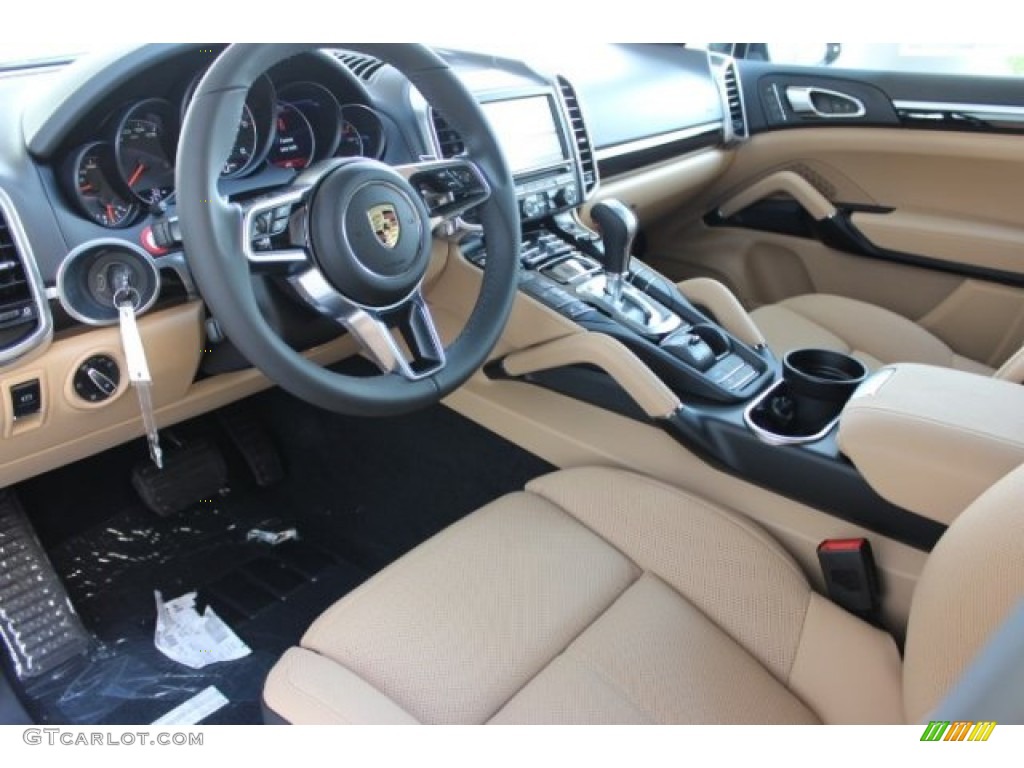 Black/Luxor Beige Interior 2016 Porsche Cayenne Diesel Photo #107358187