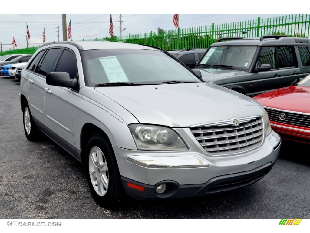 2006 Pacifica Touring - Bright Silver Metallic / Light Taupe/Dark Slate Gray photo #3