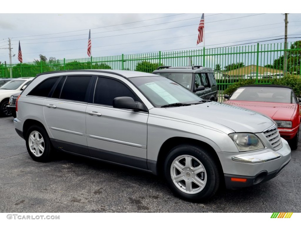 2006 Pacifica Touring - Bright Silver Metallic / Light Taupe/Dark Slate Gray photo #5