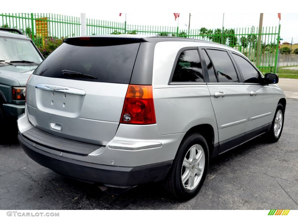 2006 Pacifica Touring - Bright Silver Metallic / Light Taupe/Dark Slate Gray photo #9