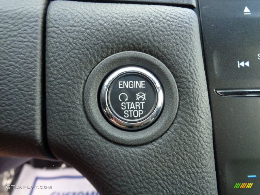 2015 Taurus SEL - Magnetic Metallic / Charcoal Black photo #26