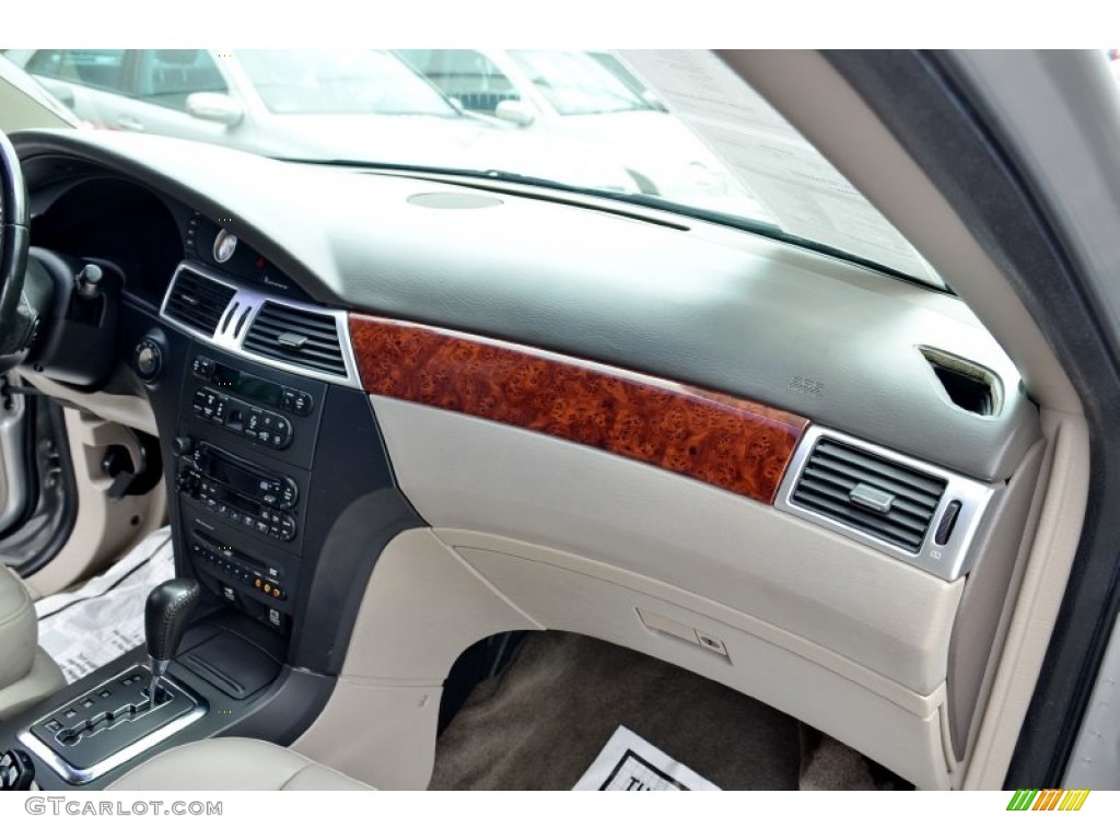 2006 Pacifica Touring - Bright Silver Metallic / Light Taupe/Dark Slate Gray photo #17