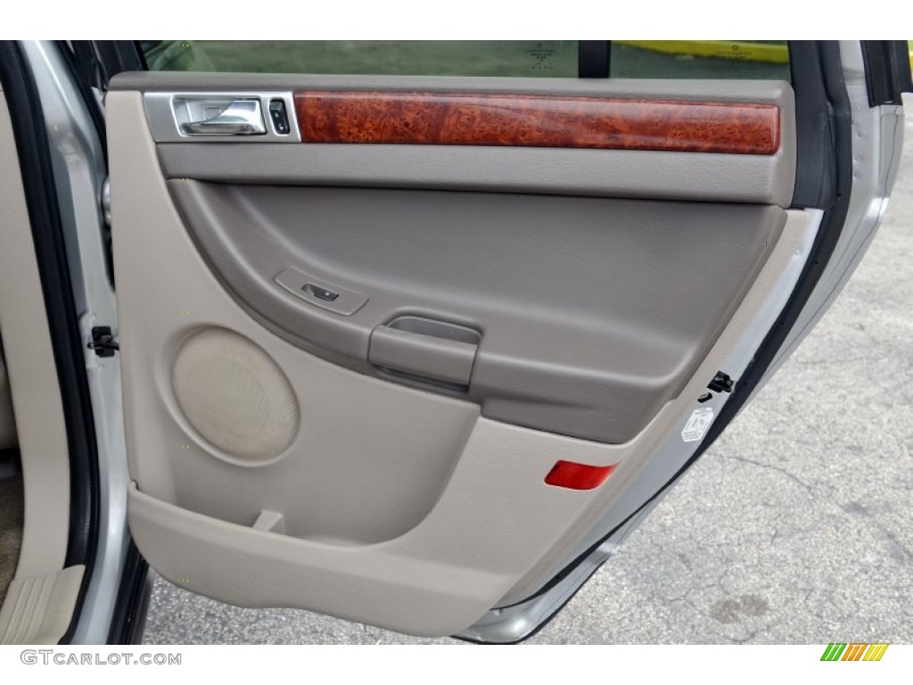 2006 Pacifica Touring - Bright Silver Metallic / Light Taupe/Dark Slate Gray photo #20