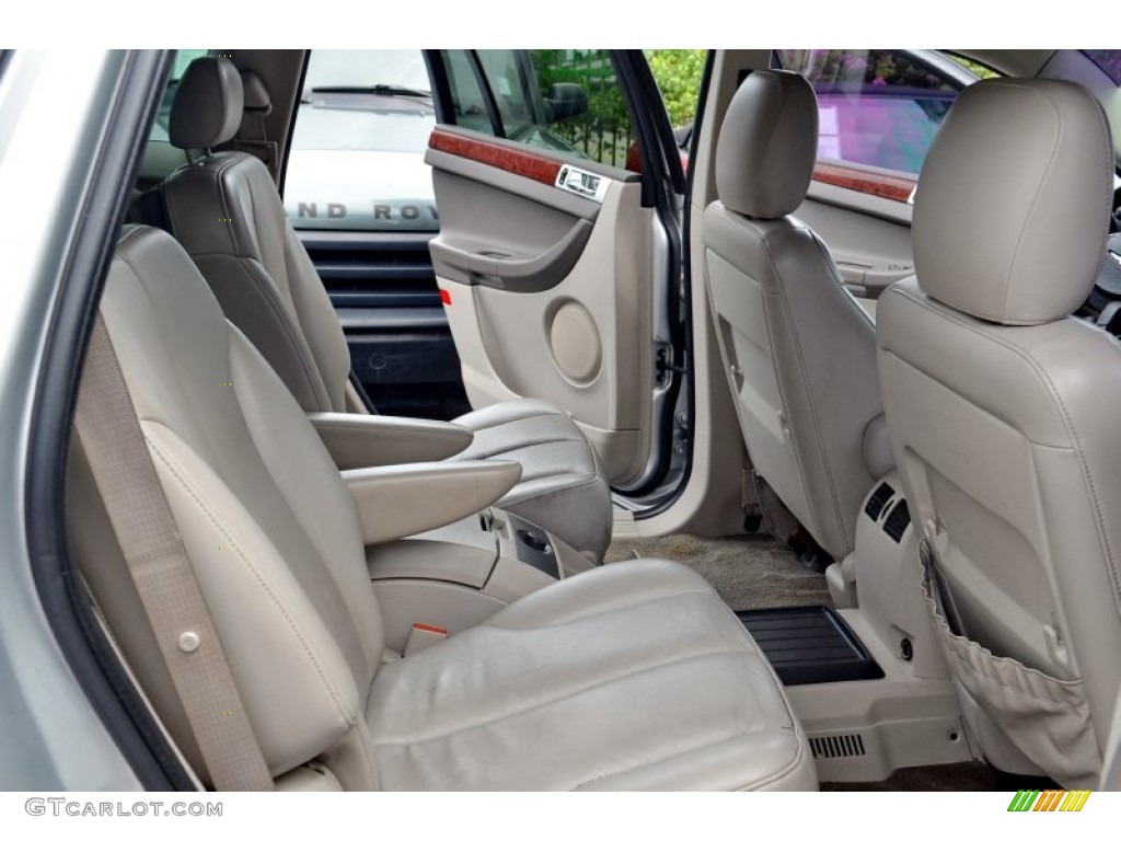 2006 Pacifica Touring - Bright Silver Metallic / Light Taupe/Dark Slate Gray photo #22