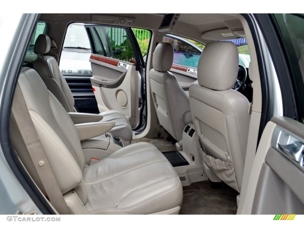 2006 Pacifica Touring - Bright Silver Metallic / Light Taupe/Dark Slate Gray photo #24