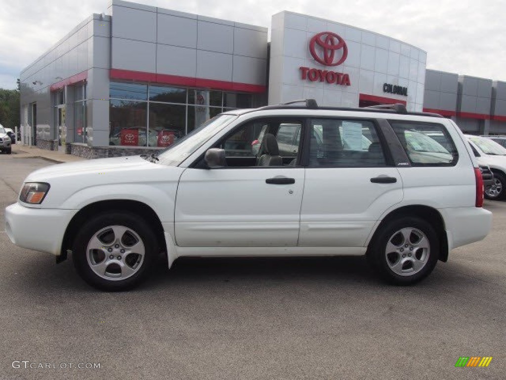 2003 Forester 2.5 XS - Aspen White / Gray photo #2
