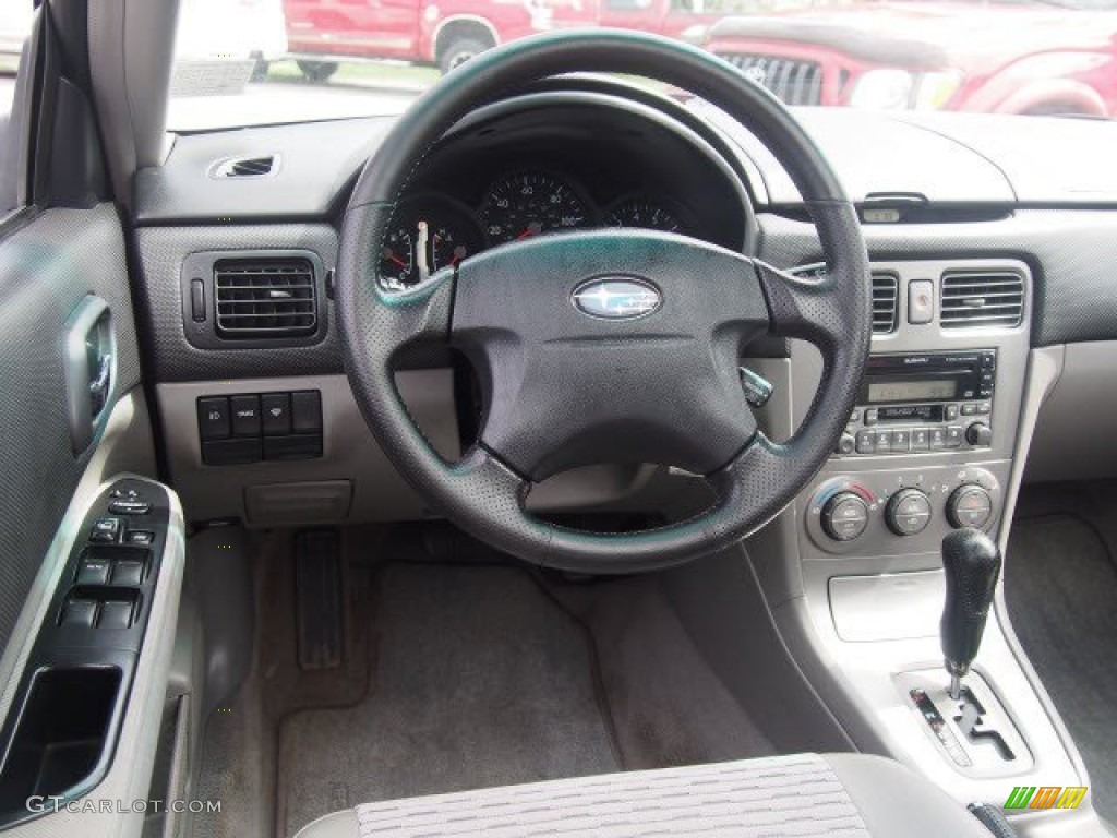 2003 Forester 2.5 XS - Aspen White / Gray photo #8