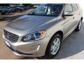 2016 Seashell Metallic Volvo XC60 T5 Drive-E  photo #3