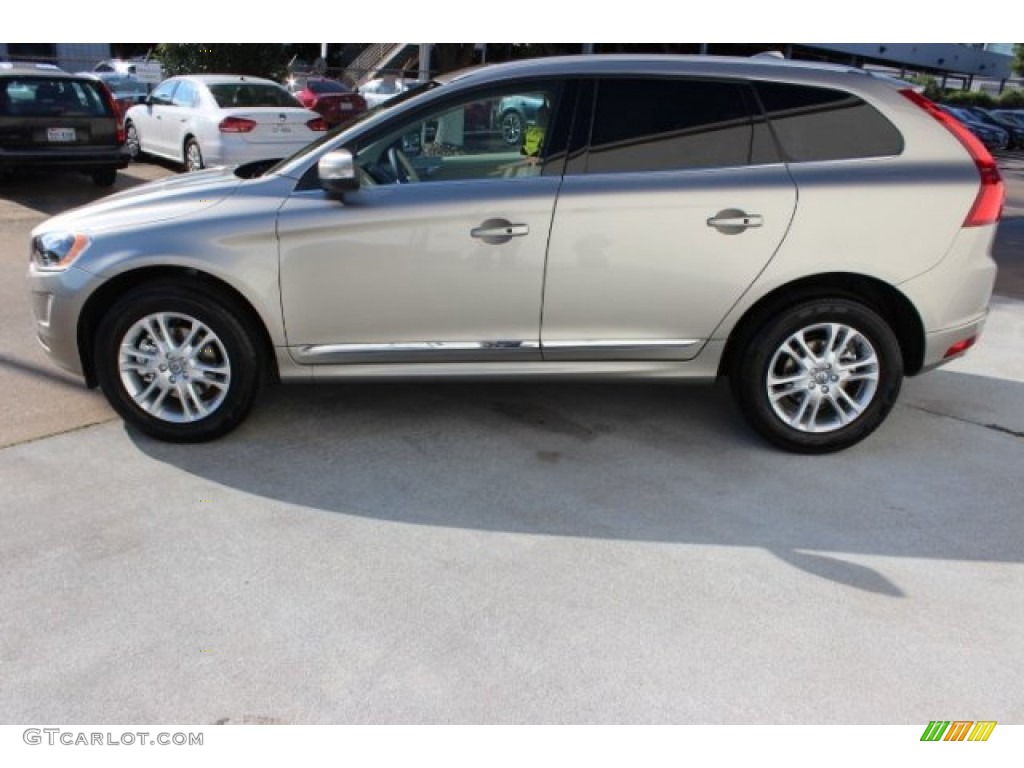 2016 XC60 T5 Drive-E - Seashell Metallic / Beige photo #5