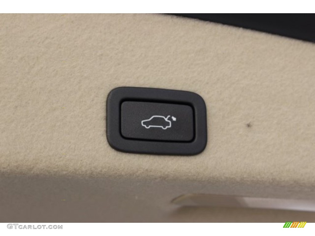 2016 XC60 T5 Drive-E - Seashell Metallic / Beige photo #35