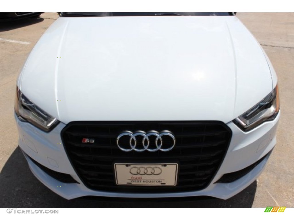 2016 S3 2.0T Premium Plus quattro - Glacier White Metallic / Black photo #2