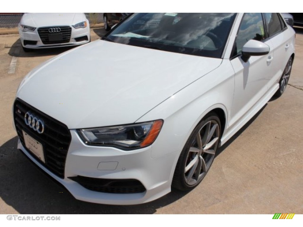 2016 S3 2.0T Premium Plus quattro - Glacier White Metallic / Black photo #3