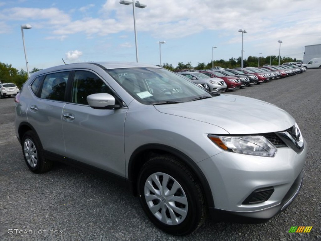 2015 Rogue S AWD - Brilliant Silver / Almond photo #1