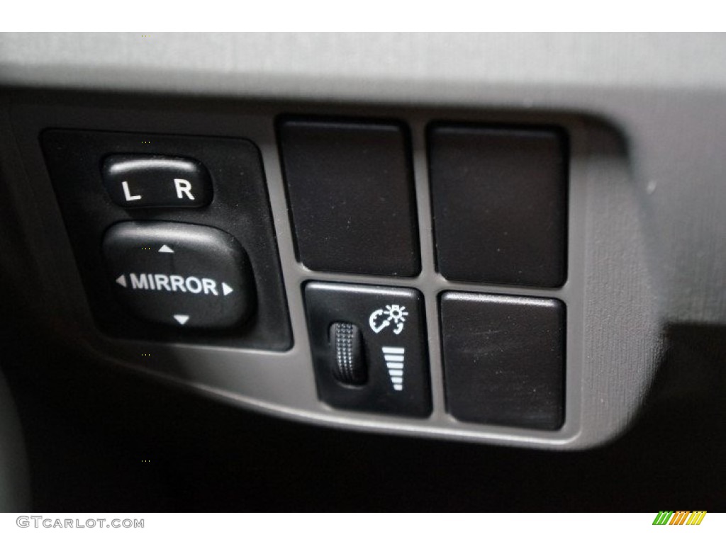 2010 Prius Hybrid II - Classic Silver Metallic / Misty Gray photo #28