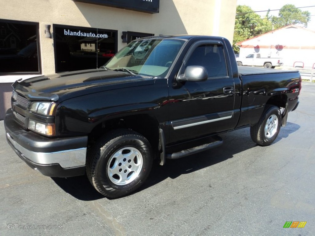 2004 Silverado 1500 Z71 Regular Cab 4x4 - Black / Dark Charcoal photo #1