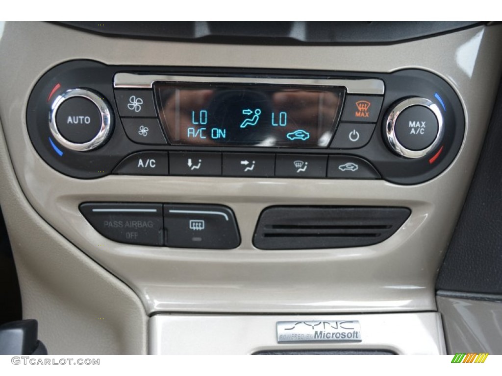 2012 Focus SEL Sedan - Frosted Glass Metallic / Stone photo #19