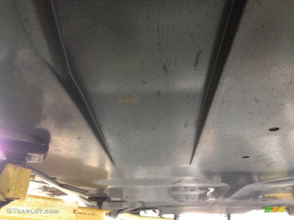2005 Porsche Carrera GT Standard Carrera GT Model Undercarriage Photo #107384978