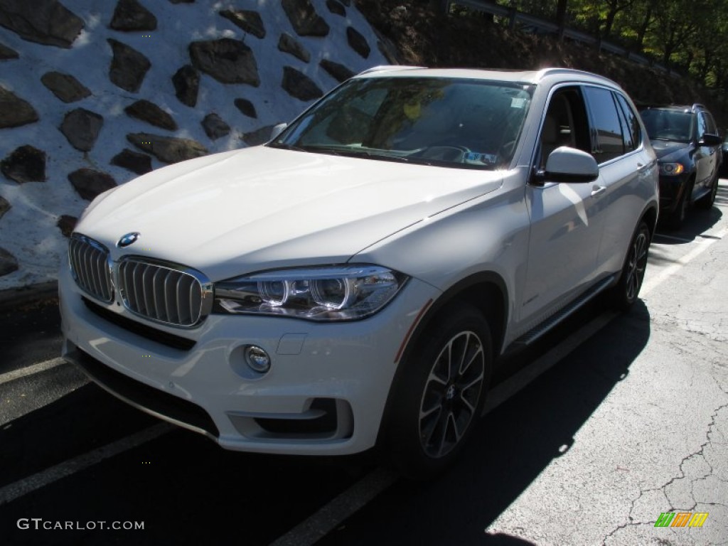 Alpine White 2016 BMW X5 xDrive50i Exterior Photo #107387567