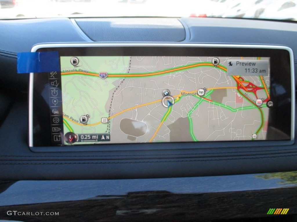 2016 BMW X5 xDrive50i Navigation Photos