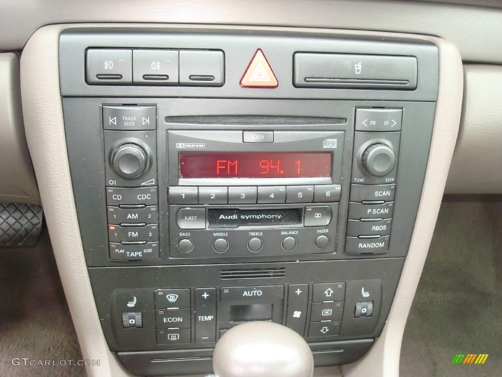 2001 A4 1.8T quattro Sedan - Casablanca White / Ecru/Clay photo #27
