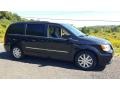 2015 Brilliant Black Crystal Pearl Chrysler Town & Country Touring  photo #2