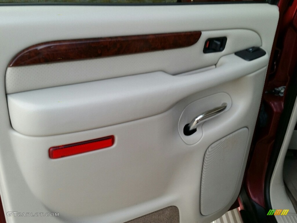 2005 Escalade EXT AWD - Red E / Shale photo #29